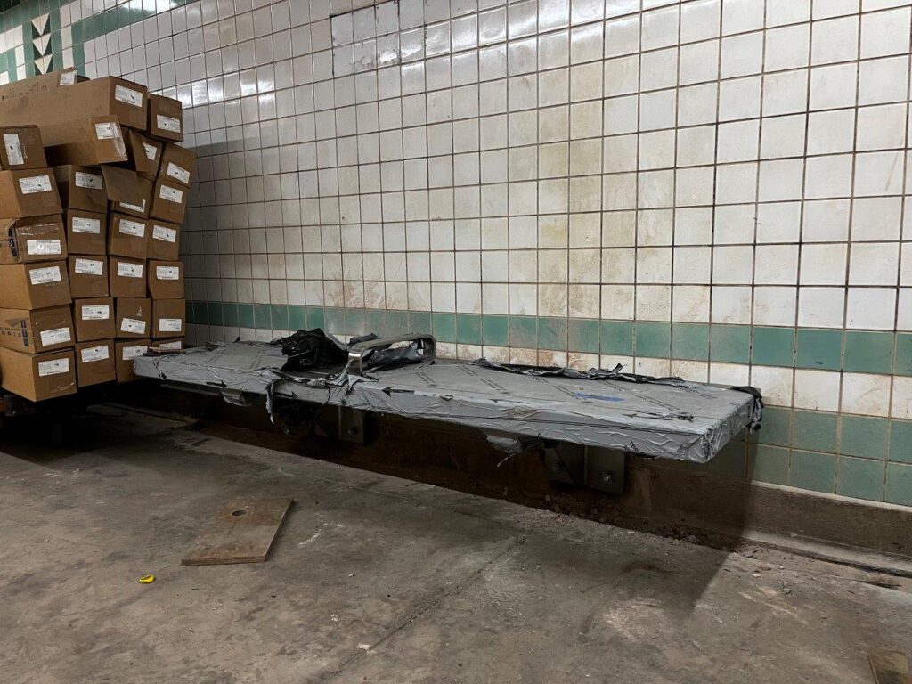 Installation of platform wall-mounted benches has commenced at both platforms.