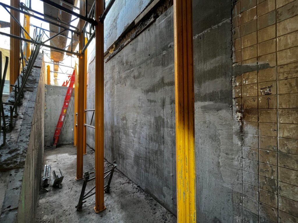 Main Entrance north staircase walls concrete has now been installed.