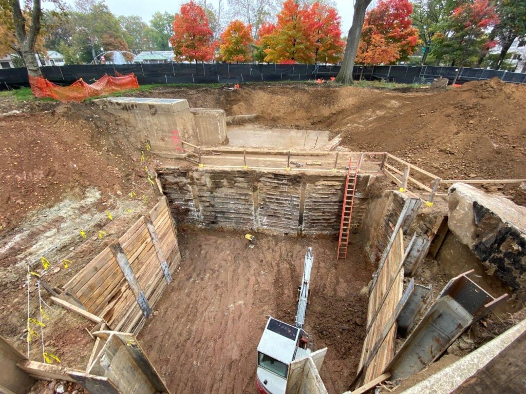 Construction of temporary support of excavation soldier pile at the Entrance Headhouse is now complete.